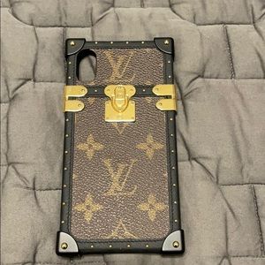 LV Trunk Case